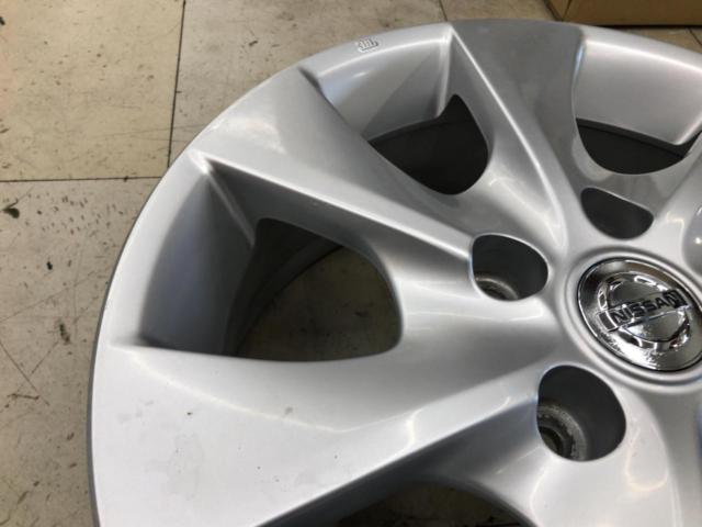 NISSAN C26セレナ純正ホイール