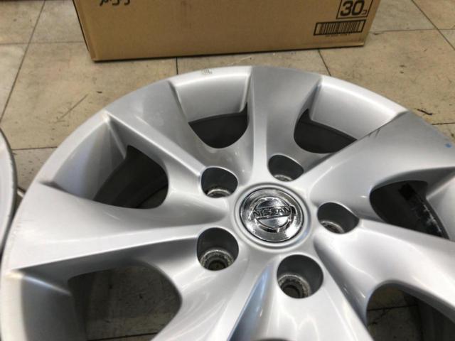 NISSAN C26セレナ純正ホイール
