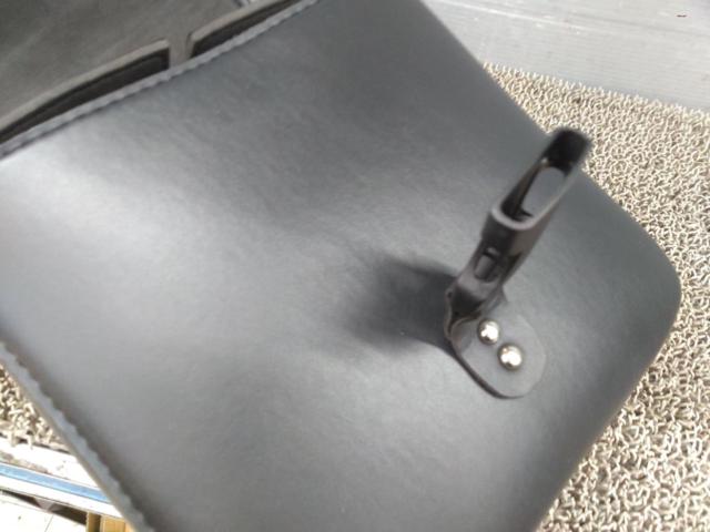 メーカー不明 レザーサイドバッグ