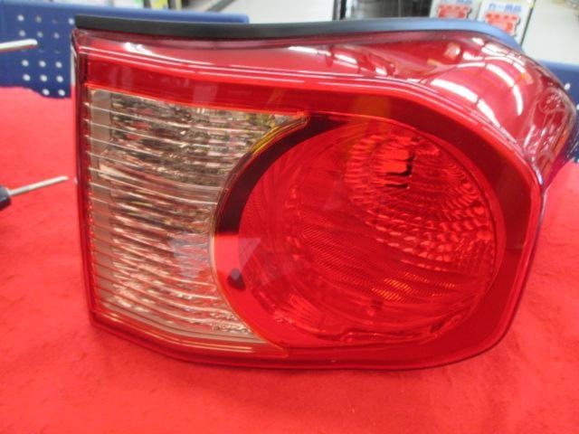 【トヨタ純正】トヨタ純正  FJクルーザー/GSJ15W 純正テールレンズ