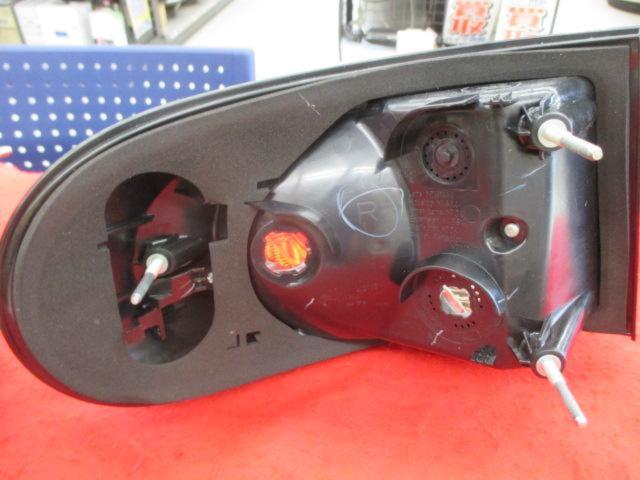 【トヨタ純正】トヨタ純正  FJクルーザー/GSJ15W 純正テールレンズ