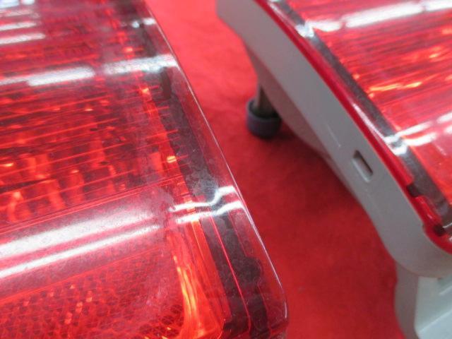 【トヨタ純正】トヨタ純正  FJクルーザー/GSJ15W 純正リアバンパーテールレンズ