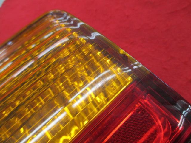 【トヨタ純正】トヨタ純正  FJクルーザー/GSJ15W 純正リアバンパーテールレンズ