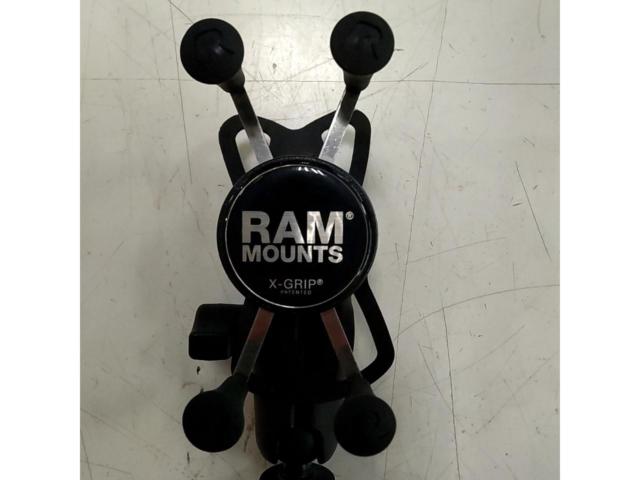 RAMMOUNTS スマホホルダー+ガソリンタンクベース