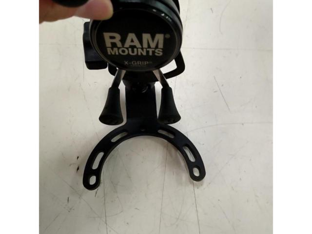RAMMOUNTS スマホホルダー+ガソリンタンクベース