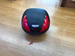 GIVI MONOLOCK リアBOX E370