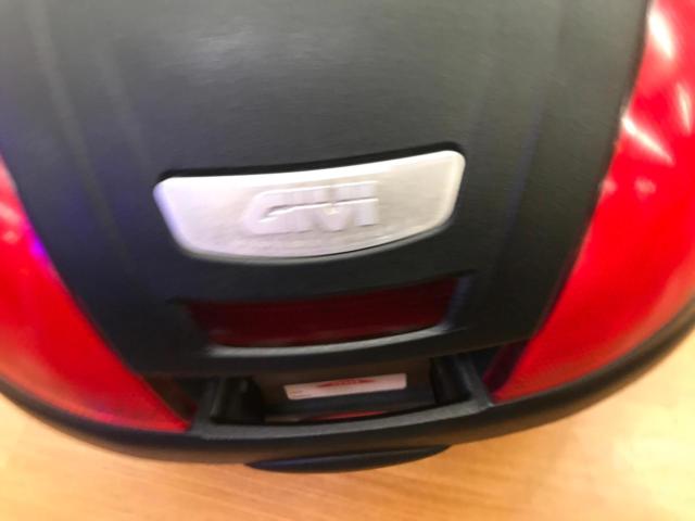 GIVI MONOLOCK リアBOX E370