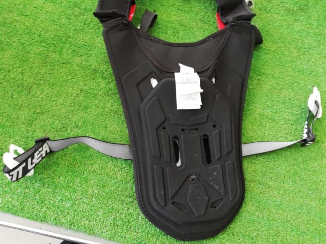 LEATT チェストプロテクター 5.5 Pro JR