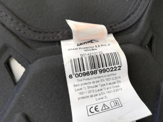LEATT チェストプロテクター 5.5 Pro JR