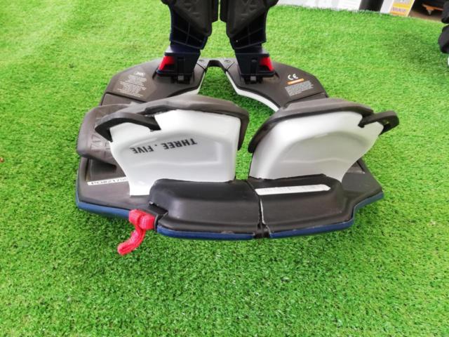LEATT ネックブレース3.5 ジュニアサイズ