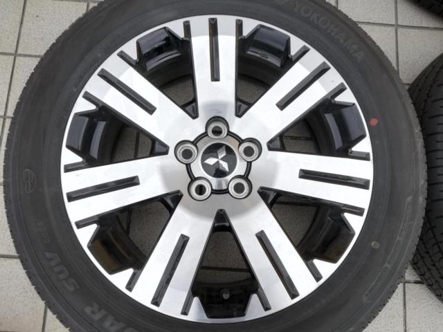 三菱純正 デリカD:5純正5本スポーク+YOKOHAMA GEOLANDAR SUV G055 225/55R18