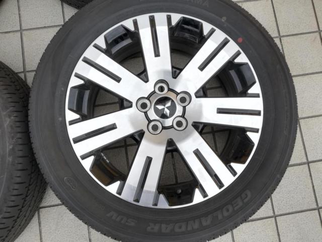 三菱純正 デリカD:5純正5本スポーク+YOKOHAMA GEOLANDAR SUV G055 225/55R18