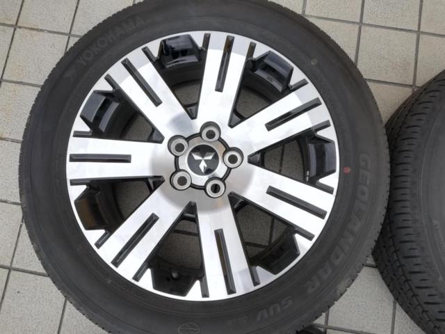 三菱純正 デリカD:5純正5本スポーク+YOKOHAMA GEOLANDAR SUV G055 225/55R18