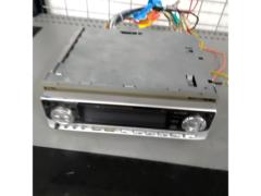 ワケアリ【JVC】KD-CZ500(CDチューナー) 2002年モデル