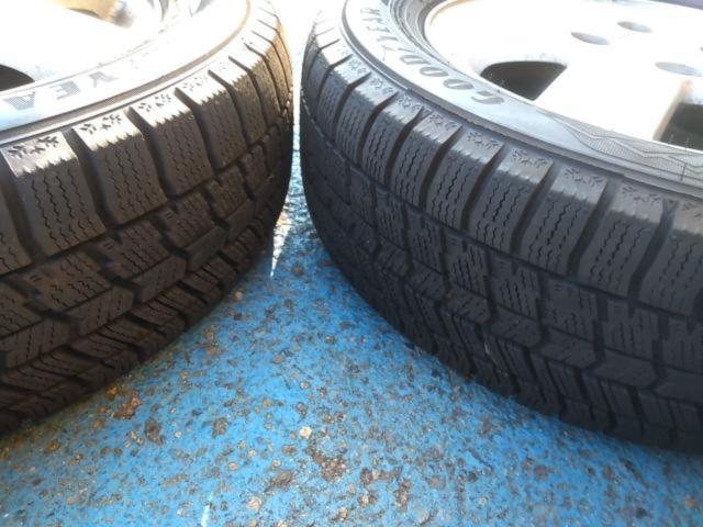 スズキ純正(SUZUKI) DA64W/エブリィワゴン純正ホイール  + GOODYEAR(グッドイヤー) ICENAVI 8