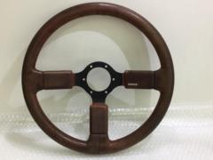 希少品 NARDI Design Giugiaro 3本スポークレザーステアリング 36Φ