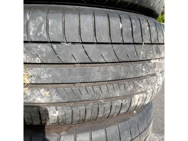 4本【GOODYEAR】 EfficientGrip RVF02 225/60R17