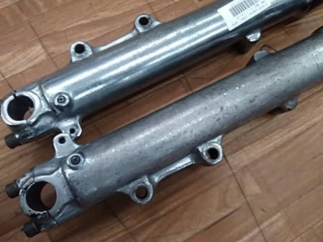 最終値下げ!!★大赤字です・・・ 【KAWASAKI(カワサキ)】 KZ1000MKⅡ純正フロントフォーク+トップブリッジ