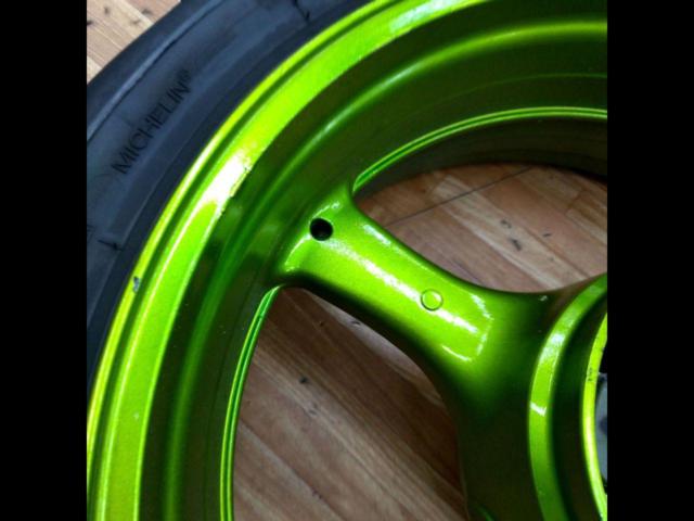 大幅値下げ!!☆補修ベースなどに!! 【KAWASAKI】 ニンジャZX-10R純正17インチリアホイール