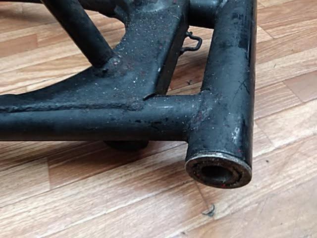 Huge price reduction!! Perfect for painting!!
YAMAHA
RZ250
Genuine swing arm