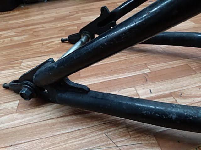 Huge price reduction!! Perfect for painting!!
YAMAHA
RZ250
Genuine swing arm