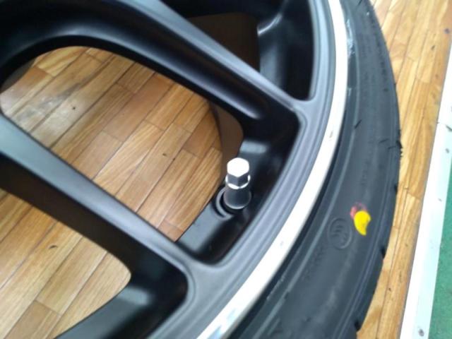激熱新品セット!! BBS(ビービーエス) GERMANY(ジャーマニー) CH-R 142 + ROCKBLADE ROCK525