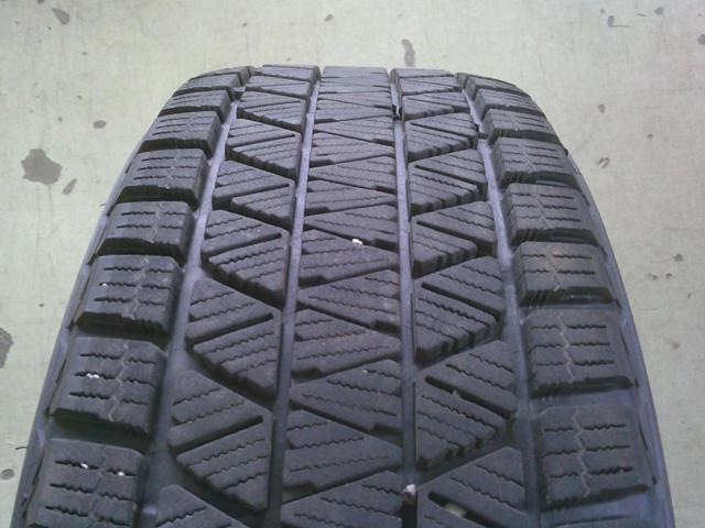 BRIDGESTONE BLIZZAK DM-V3 + TECHNOPIA APHRODITE GX