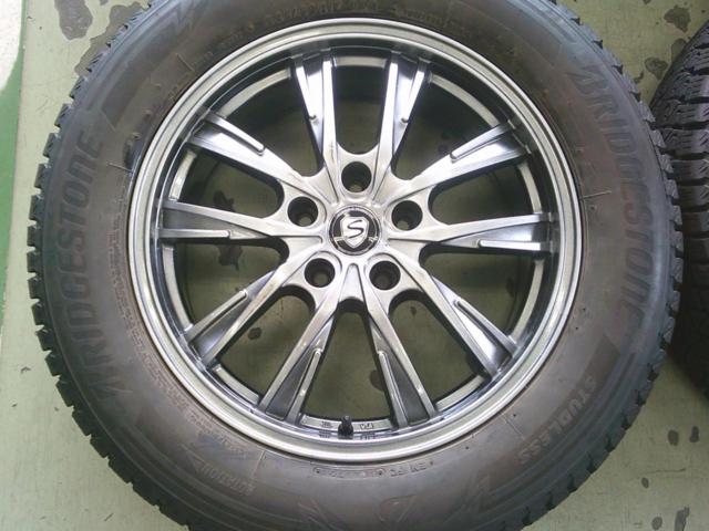 BRIDGESTONE BLIZZAK DM-V3 + TECHNOPIA APHRODITE GX