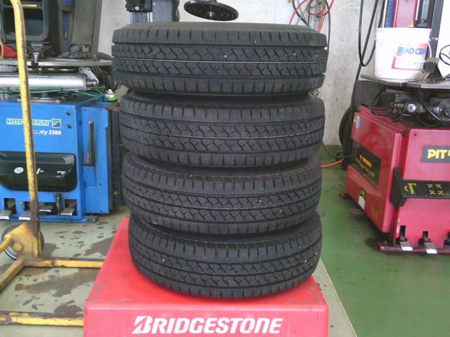 BRIDGESTONE BLIZZAK VL1 + weds JOKER MAGIC