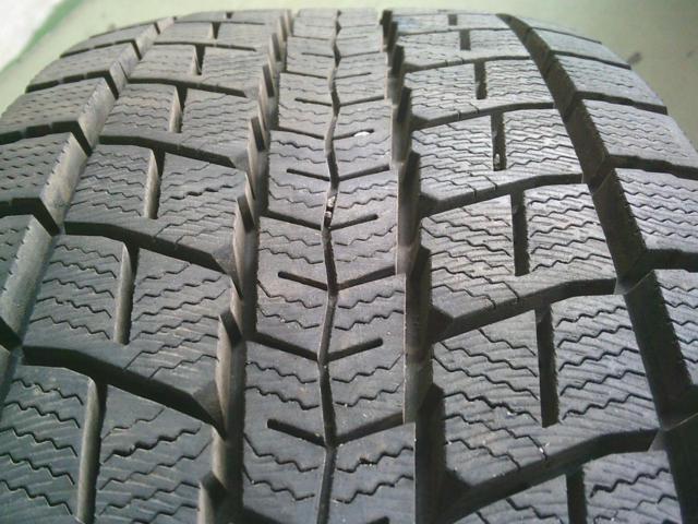 DUNLOP WINTERMAXX SJ8+ + トヨタ 40系アルファード Zグレード純正ホイール