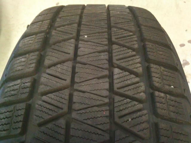 BRIDGESTONE BLIZZAK DM-V3 + トヨタ 50系RAV4 Adventure 後期純正アルミホイール