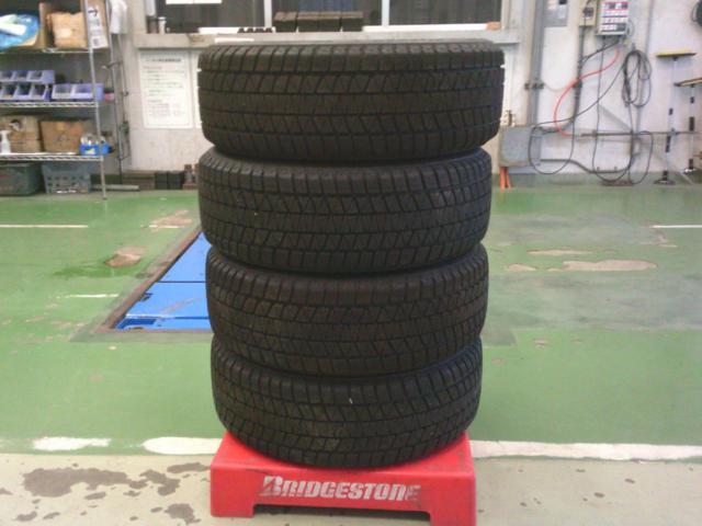 BRIDGESTONE BLIZZAK DM-V3 + トヨタ 50系RAV4 Adventure 後期純正アルミホイール