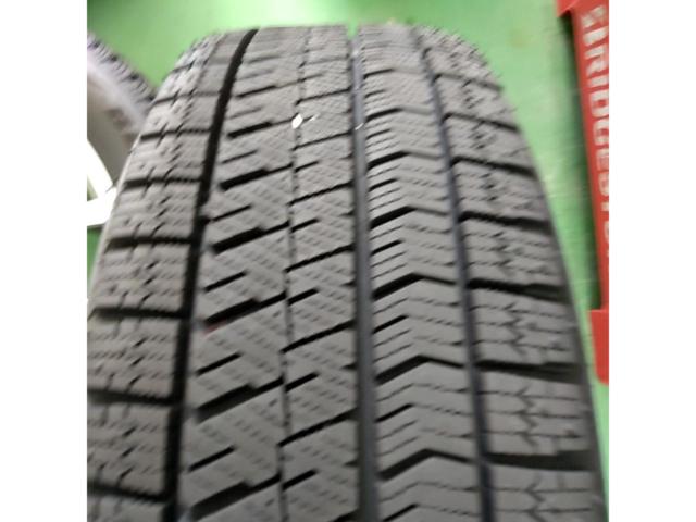 【HOT STUFF(ホットスタッフ)】Exceeder(エクシーダー)  +【BRIDGESTONE】 BLIZZAK VRX2