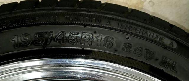 トヨタ 30系セルシオ 前期純正ホイール+WINRUN R330