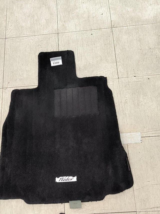 日産純正 E52/エルグランド  7人乗り用フロアマット