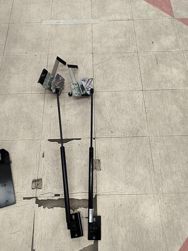 【トヨタ純正】ハイラックス/GUN125 純正オプショントノカバー