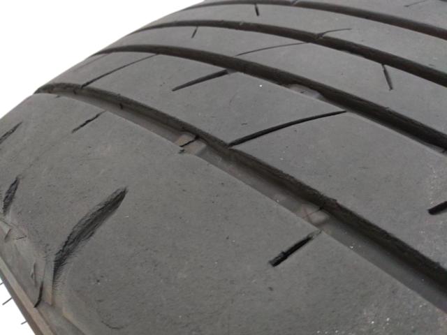 RAYS VERSUS STRATAGIA Lucianna+BRIDGESTONE Playz PX-RVⅡ 215/45R18