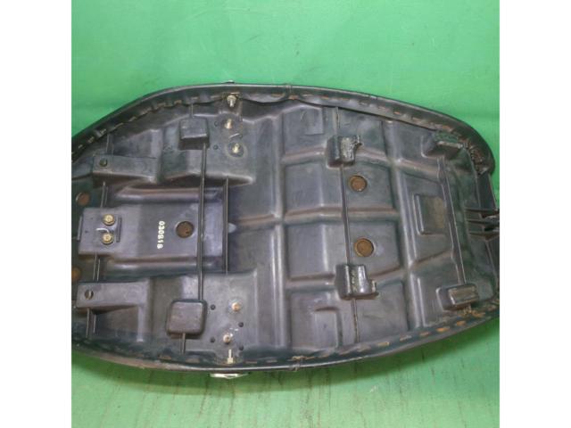 【KAWASAKI】ゼファー 純正シート 張替加工済み