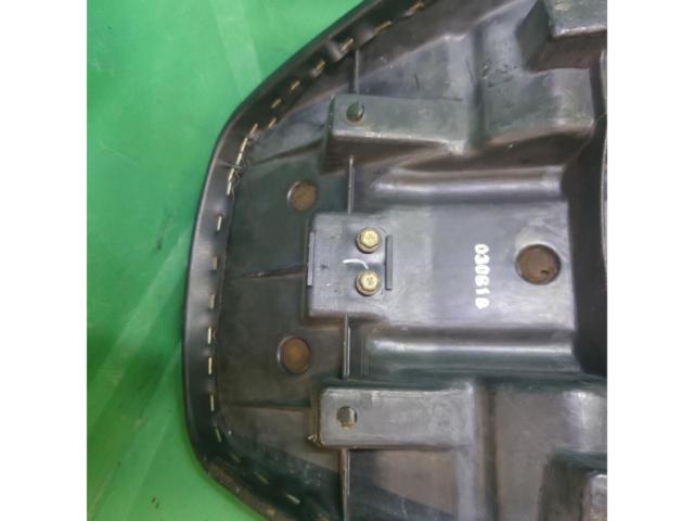 【KAWASAKI】ゼファー 純正シート 張替加工済み