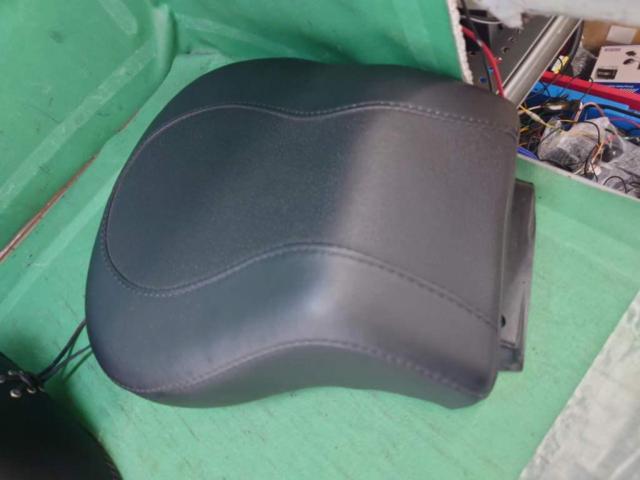 【Harley-Davidson】[RDW-92761-0067]M8ファットボーイ(FLSTF1450)純正シート 前後セット