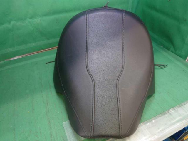【Harley-Davidson】[RDW-92761-0067]M8ファットボーイ(FLSTF1450)純正シート 前後セット