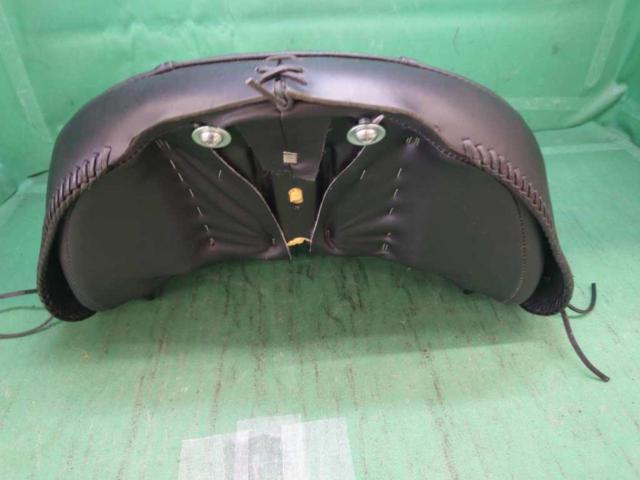 【Harley-Davidson】[RDW-92761-0067]M8ファットボーイ(FLSTF1450)純正シート 前後セット