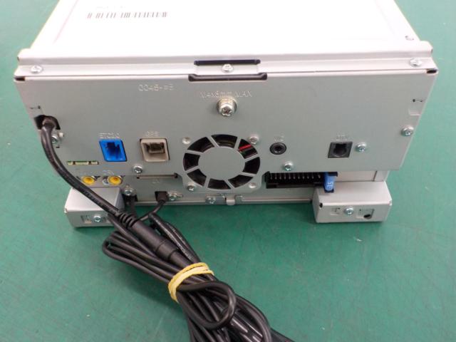 KENWOOD MDV-D308BTW AV一体 メモリーナビ