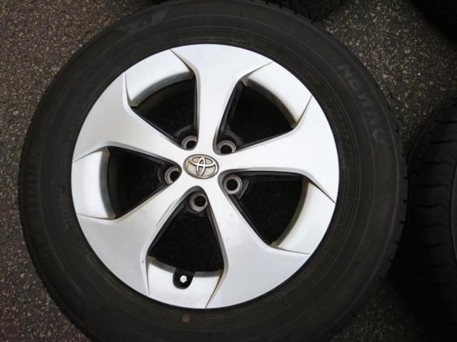 トヨタ 30系プリウス純正ホイール + BRIDGESTONE NEWNO