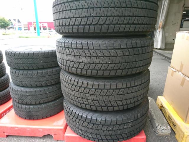 BRIDGESTONE BLIZZAK DM-V3 + ABE SHOKAI LA STRADA Eta
