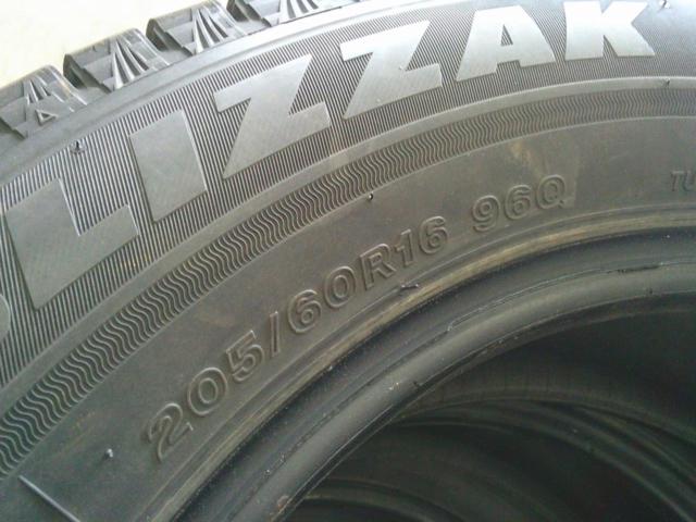 BRIDGESTONE BLIZZAK VRX3
