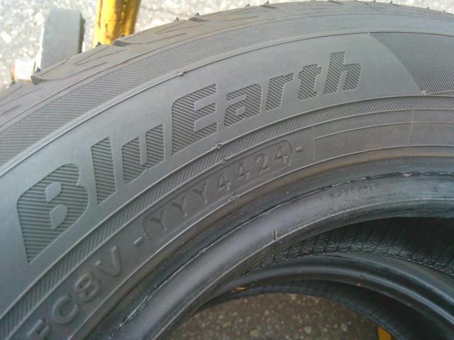 YOKOHAMA BluEarth
