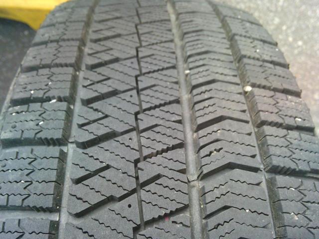 BRIDGESTONE BLIZZAK VRX2 + zart スポークホイール