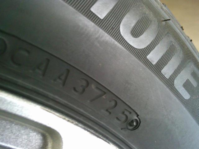 BRIDGESTONE BLIZZAK VRX3 + HOT STUFF CROSS SPEED PREMIUM-10