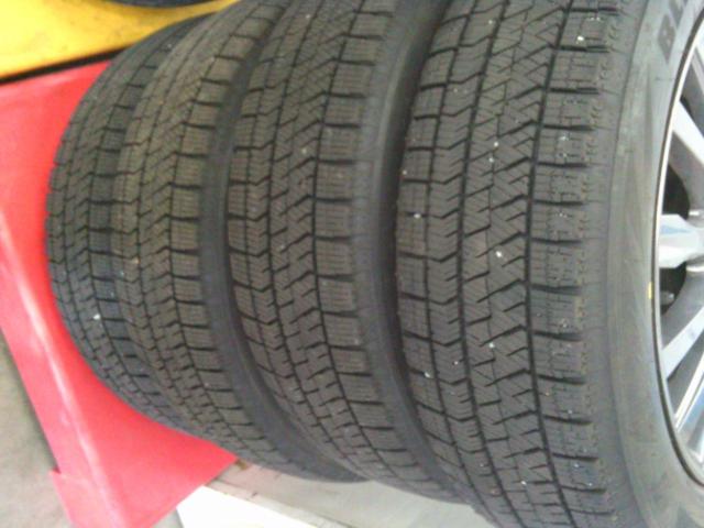 BRIDGESTONE BLIZZAK VRX2 + TOPY SIBILLA NEXT W-5